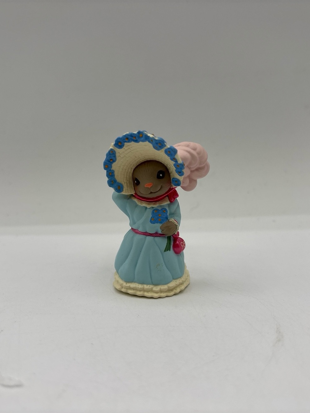 Hallmark Keepsake Ornament 1995 Vintage Springtime Bonnets 3rd In Springtime B.S